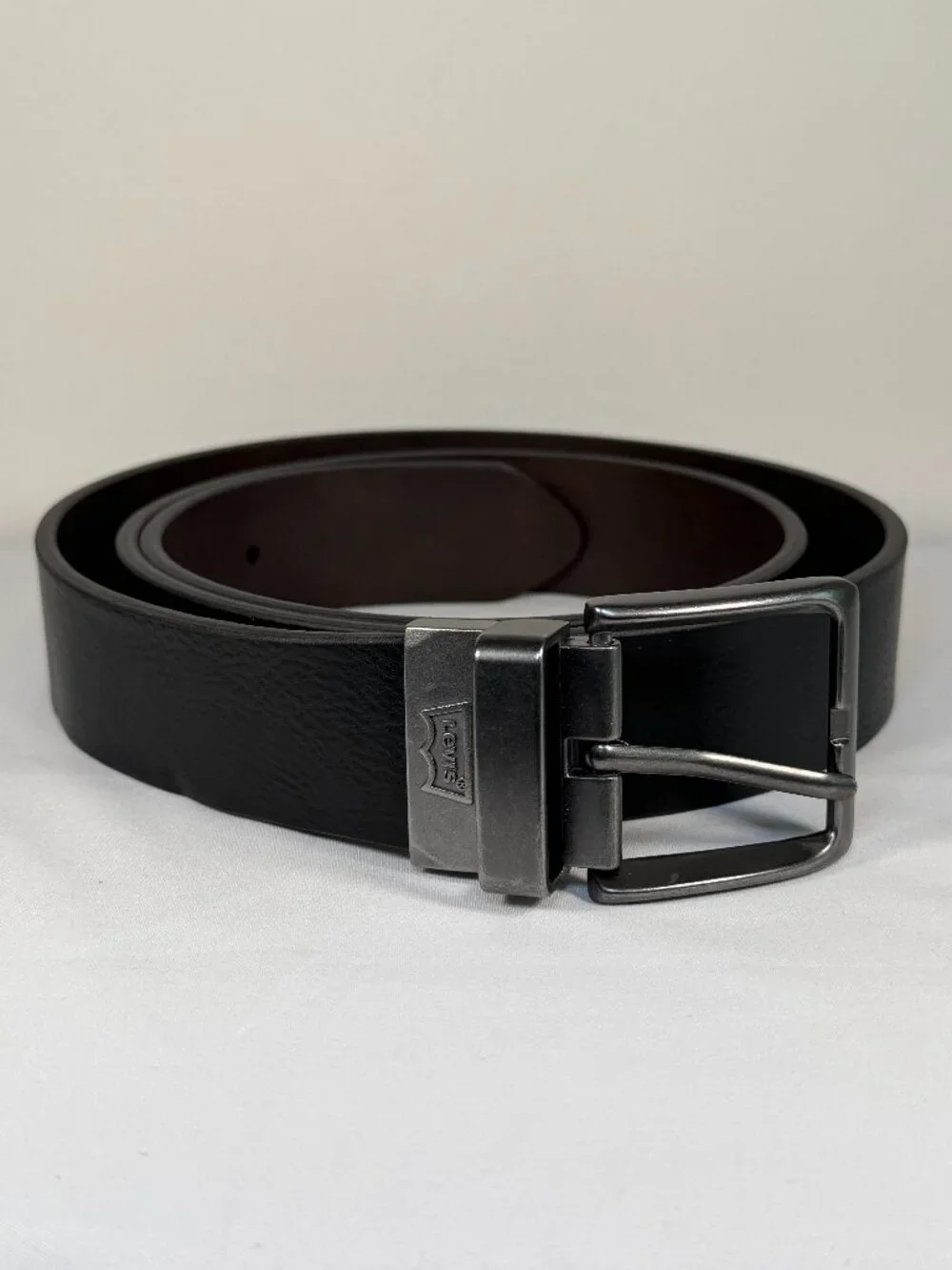 LEVI'S Reversible Belt Logo Buckle Black Brown Leather Mens XL 42-44